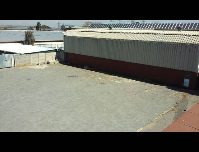 839M² WAREHOUSE TO LET IN BENROSE